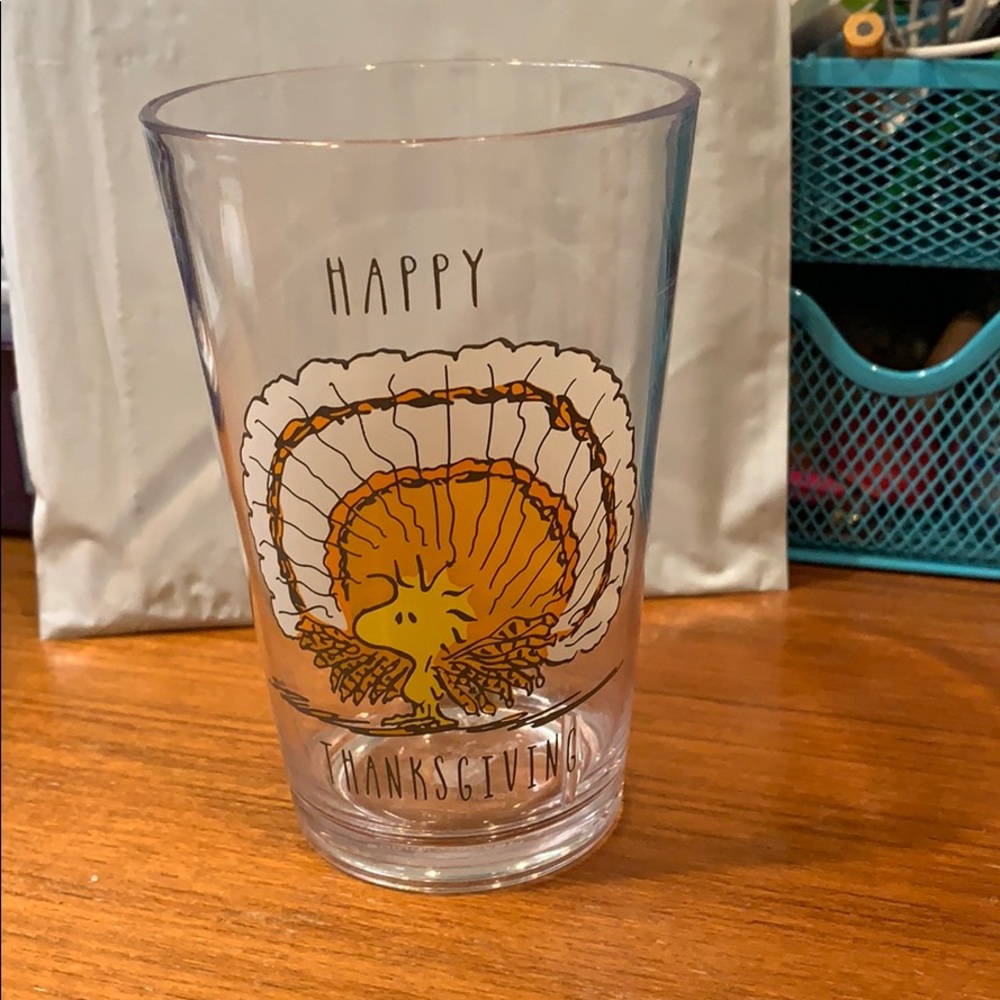 “Happy Thanksgiving” Woodstock plastic cup